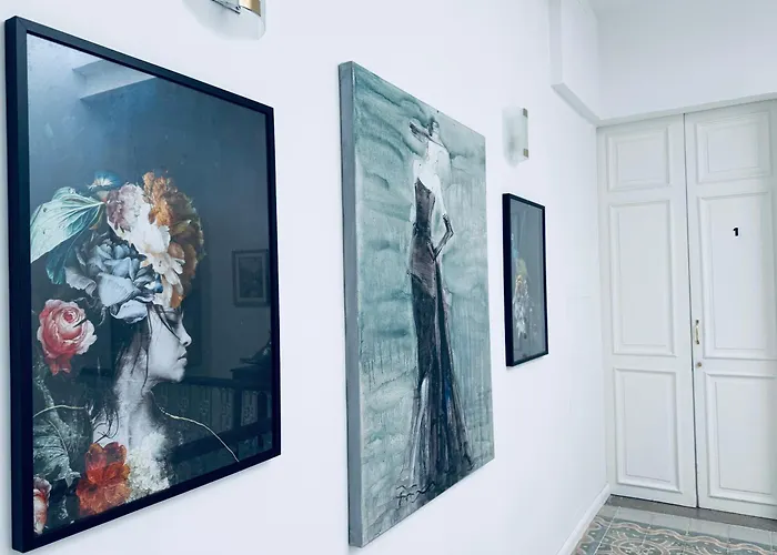 Stylish Boutique Duplex - Near Valletta! - 2 Large Double Bedrooms & Bathrooms Apartament