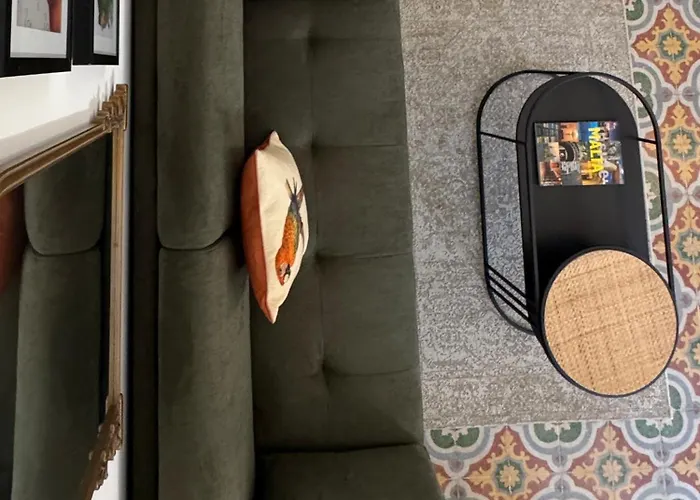 Apartament Stylish Boutique Duplex - Near Valletta! - 2 Large Double Bedrooms & Bathrooms Msida