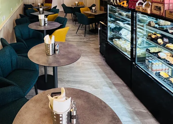 Apartament Stylish Boutique Duplex - Near Valletta! - 2 Large Double Bedrooms & Bathrooms