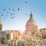 Lägenhet Stylish Boutique Duplex - Near Valletta! - 2 Large Double Bedrooms & Bathrooms