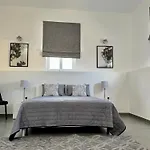 Stylish Boutique Duplex - Near Valletta! - 2 Large Double Bedrooms & Bathrooms 公寓 *