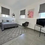 Stylish Boutique Duplex - Near Valletta! - 2 Large Double Bedrooms & Bathrooms * 姆西达