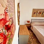 Stylish Boutique Duplex - Near Valletta! - 2 Large Double Bedrooms & Bathrooms *