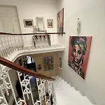 Stylish Boutique Duplex - Near Valletta! - 2 Large Double Bedrooms & Bathrooms *