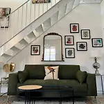 Stylish Boutique Duplex - Near Valletta! - 2 Large Double Bedrooms & Bathrooms *