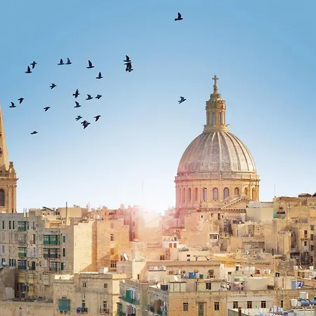 公寓 Stylish Boutique Duplex - Near Valletta! - 2 Large Double Bedrooms & Bathrooms