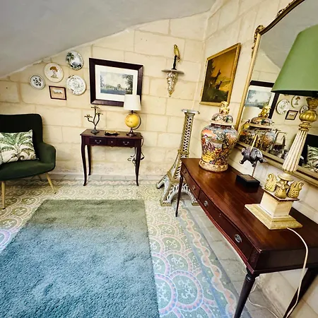 Stylish Boutique Duplex 'green' - Near Valletta! 2 Large Double En-suite Bedrooms Lägenhet Msida