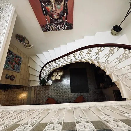 Stylish Boutique Duplex 'green' - Near Valletta! 2 Large Double En-suite Bedrooms Lägenhet *