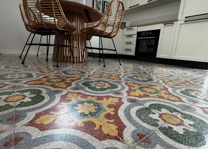 Stylish Boutique Duplex - Near Valletta! - 2 Large Double Bedrooms & Bathrooms מסידה