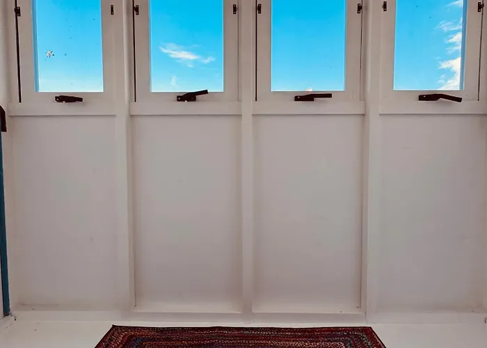 Apartman Stylish Boutique Duplex - Near Valletta! - 2 Large Double Bedrooms & Bathrooms