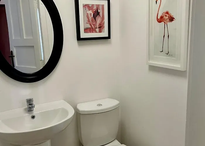 דירה Stylish Boutique Duplex - Near Valletta! - 2 Large Double Bedrooms & Bathrooms *